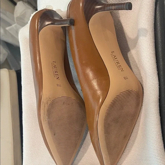 Ralph Lauren Tan Leather Heels - Picture 2 of 3